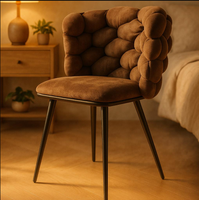Chaise d'appoint simple au design moderne de luxe pour la chambre des filles Salon de manucure Fauteuil à cadre en fer Chaise de toilette multicolore douce