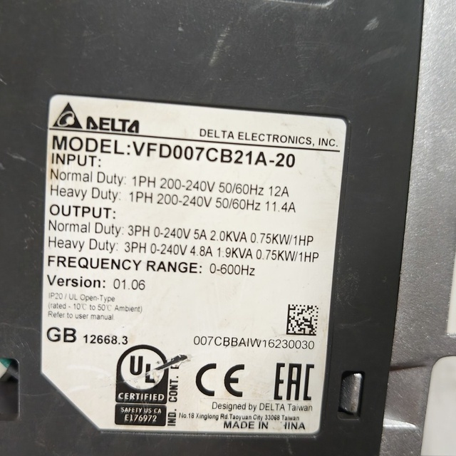 VFD007E43A Variable Frequency Drive E Series 0.75KW 380V for PLC