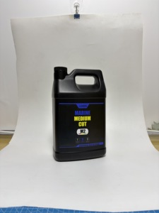 Composé de polissage moyen M2 Marine pour bateaux et yachts en fibre de verre, élimine les rayures, l'oxydation et les marques de tourbillons - Product Image 3