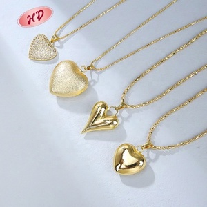 Collar de Cadena de Oro de 18k con Colgante de Corazón de Moda, Zirconia en Aleación de Cobre, Joyería para Fiestas de Mujer, Venta al por Mayor - Product Image 3