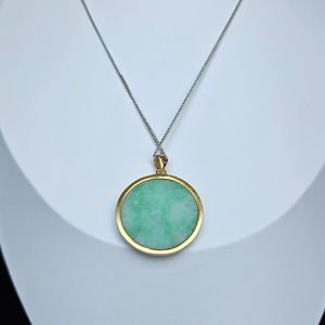 Collier Pendentif en Jadeite Type Paradis, Best-Seller, Chaîne Plaqué Argent 925, Certifié NGTC, Unisexe, Polyvalent, Décontracté et Élégant - Product Image 1