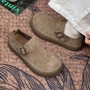 Zapatos retro todo en uno con hebilla para hombre, estilo nuevo de primavera/verano, mocasines casuales y versátiles de tacón bajo de una sola pieza. - Product Image 3