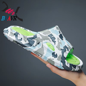 Nouvelles pantoufles décontractées pour hommes, idéales pour la marche lente, directement de l'usine - Product Image 1
