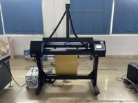 Máquina de Corte Láser Dingfeng para Vinilo de Transferencia de Calor, Vinilo 3D, Silicona y Goma