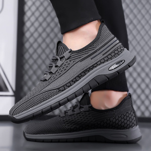 Zapatillas deportivas transpirables de malla para hombre, color negro y gris, con cordones, para uso casual. - Product Image 4
