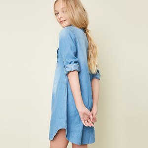 เสื้อเชิ้ตเด็กสีฟ้าอ่อนติดกระดุมยาวถึงเข่า แบรนด์ส่วนตัว จัดส่งด่วน - Product Image 2