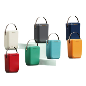 Glacière de luxe compacte 10L en plastique et métal pour boissons, idéale pour le camping et les événements en extérieur - Product Image 1
