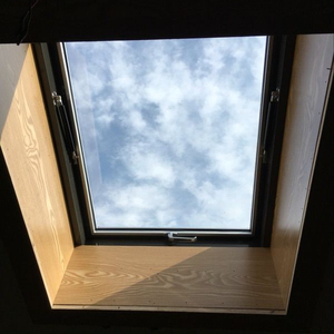 垂直ルーバー二重ガラスアルミニウム合金天窓用ローリングオープンスタイル - Product Image 2