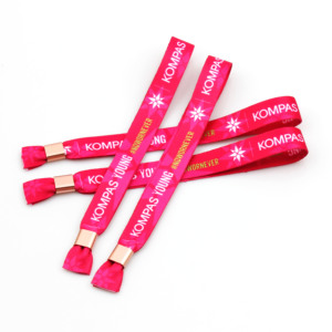 Bracelets personnalisés avec logo sur mesure, en tissu sublimé, pour les fêtes musicales - Product Image 6
