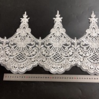 Bordure de Cils Ivoire Floral Brodé 30CM Bordure de Dentelle en Maille de Mariée avec Paillettes