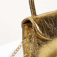 Bolsa para mulheres em couro sintético, mini bolsa feminina feita em couro sintético de poliuretano dourado com alça carteiro