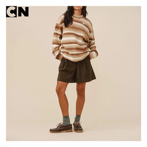 ผู้ผลิตเสื้อสเวตเตอร์ได้รับการรับรอง GRS รับทำโลโก้ เสื้อไหมพรมผู้ชาย ขนฟู สีน้ำตาล ลายทางไล่เฉด ถักแบบพูลโอเวอร์ ระบายอากาศได้ดี - Product Image 2