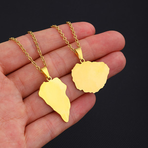 Collier chaîne en acier inoxydable avec <span class=keywords><strong>carte</strong></span> des îles des Canaries (Gran Canaria, Isla de Fuerteventura, La Gomera, La Palma, Lanzarote, Tenerife) et drapeau - Product Image 3