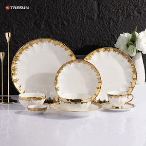 Juego de Platos de Porcelana Fina de Estilo Europeo Moderno, Vajilla de Cerámica para Restaurante y Hotel - Product Image 1