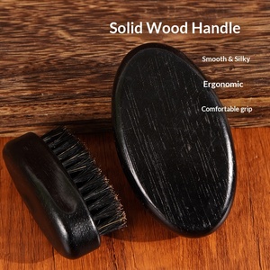 Cepillo de limpieza de cuello de madera de caucho premium con cerdas suaves de jabalí para peinado retro y cuidado de la barba - Product Image 3