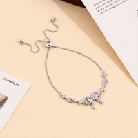 Bracelet pour femme en zircon rose avec nœud papillon, unique, éthéré, frais, doux, luxueux, raffiné, chic, cadeau, accessoire de mode