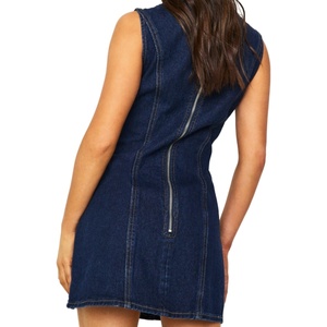 Nouvelle arrivée, robe en jean mini sans manches pour femmes, logo personnalisé, denim indigo, robe cintrée - Product Image 2