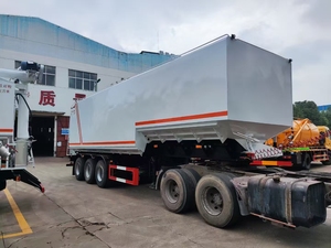 Precio de fábrica Granja grande Alimentación para pollos 40 toneladas Camión de transporte de semirremolque - Product Image 3