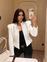 OUDINA Nouveautés Streetwear Décontracté Col Montant Épaulettes Fermoirs Métalliques Blazer Napoléon Femme