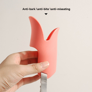 Divertida funda de bozal para perro mascota en forma de pico de pato abierta y transpirable sin hacer que la boca se sienta tapada hecha de material de silicona seguro - Product Image 4