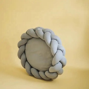 Kinghon OEM Mehrfarbiges Luxus Hunde Bett Handgefertigt aus Weichem Samt mit Abnehmbarem Bezug, Rundes Hunde Sofa - Product Image 5