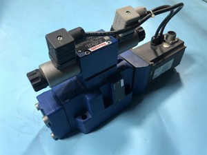 R900711320 4WRKE16W8-200L-3X/6EG24ETK31/A1D3M Direccional Proporcional Hidráulico - Product Image 5
