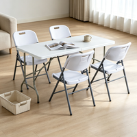Tables pliantes portables d'extérieur en gros, tables de restaurant, tables et chaises en plastique adaptées aux événements et rassemblements
