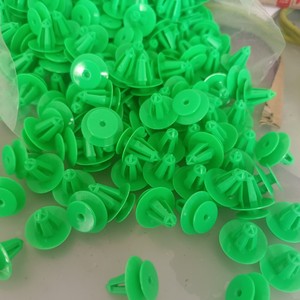 Clips de sujeción Guardian para BMW Serie 3, 5 y 7, color verde D59, para el interior del vehículo. - Product Image 2