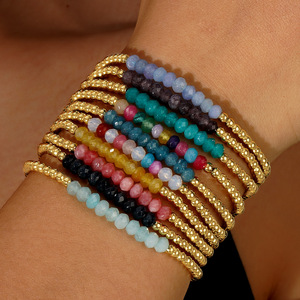 Bracelet artisanal en perles d'abaque naturelles multicolores, design bohème été 2025, plaqué or 18 carats - Product Image 2