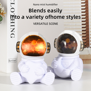 Hot bán <span class=keywords><strong>Mini</strong></span> Phi Hành Gia Máy tính để bàn tạo độ ẩm im lặng LED ánh sáng Aurora khuếch tán hộ gia đình tạo độ ẩm - Product Image 3