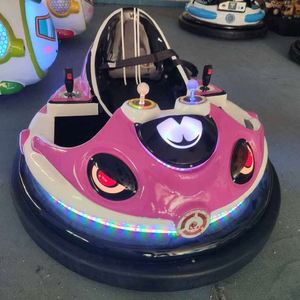 Voiture électrique d'intérieur pour tout-petits, design rotatif, à batterie, avec LED et musique, télécommandée, voiture tamponneuse amusante - Product Image 2
