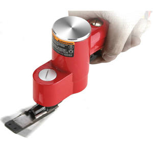 Ponceuses oscillantes pneumatiques : <span class=keywords><strong>Outil</strong></span> <span class=keywords><strong>multifonction</strong></span> performant et facile à manipuler pour la finition de cuisines – Puissant et agile - Product Image 5