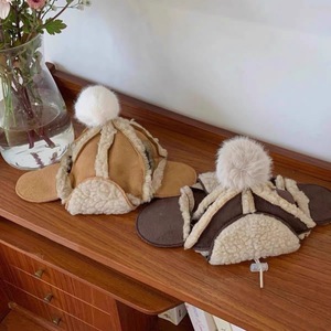 Gorro de lana de cordero para mascotas, estilo coreano, forrado de vellón, cálido, cortavientos, para otoño/invierno, gorro de vuelo para perros y gatos, venta al por mayor de Bichon Frise. - Product Image 1