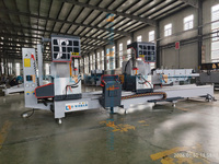 Scie à onglet CNC automatique à double tête pour découpe d'aluminium, découpeuse de fenêtres, portes et armoires de cuisine, perçage de profilés et sans bavures