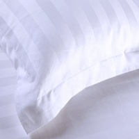 Parure de Lit Hôtelière et Hospitalière en Gros avec Drap-Housse, Rayures de 3 cm, Polyester et Coton