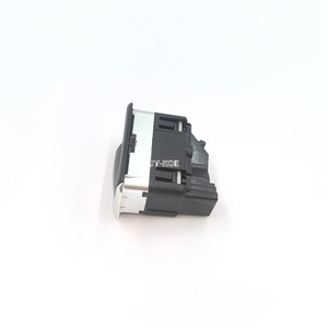 สวิตช์หน้าต่างหลักแบบเดี่ยวสำหรับ Mercedes Benz 2049058202 A2049058202 C190 W204 S204 A207 C207 X204 R172 C197 C200K C280 C63 C300 - Product Image 5