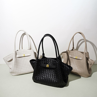 Sacs à main en cuir véritable personnalisés pour femmes, sacs seau en forme de nuage, sacs fourre-tout de luxe pour femmes, sacs à main quotidiens, OEM