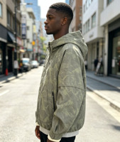 Veste coupe-vent en nylon camouflage personnalisée en gros, veste de course légère à fermeture éclair pour hommes