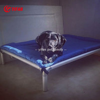 Cadre de lit pour chien en aluminium surélevé anti-mastication Offres Spéciales Lit de lit pour chien de refroidissement surélevé avec cadre et coins en aluminium durable