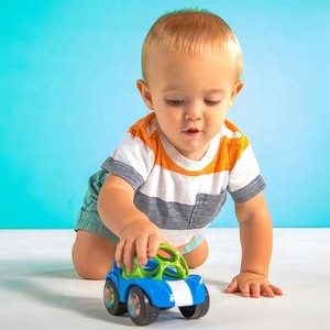 NZMAN Bright Startss <span class=keywords><strong>Oball</strong></span> <span class=keywords><strong>Jouet</strong></span> hochet et rouleau à prise facile Voiture de sport <span class=keywords><strong>Jouet</strong></span> rampant pour bébé sans BPA, à partir de 3 mois, bleu/vert - Product Image 5