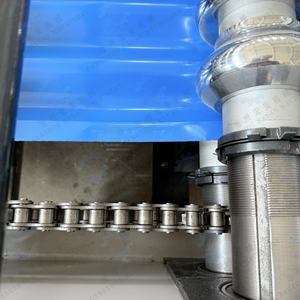 Équipement de production de panneaux de toiture à joint debout ondulé, machine de formage à froid entièrement automatique pour toiture ondulée - Product Image 3