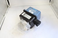 Nuevo Controlador de Programación PLC de Automatización Industrial Original 3003-225194