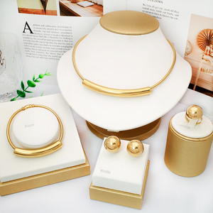 Joyería libre de deslustre de acero inoxidable a la moda, collar de cuentas de perlas chapadas en oro de 18 quilates, conjuntos de 4 Uds., Joyas De Acero Inoxidable Para Mujer - Product Image 3