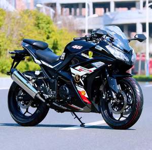 Motocicleta Deportiva Kawasaki Ninja <span class=keywords><strong>250</strong></span>: Motor de 4 Tiempos Refrigerado por Líquido, 22 Nm de Torque, Ideal para Conductores Principiantes y Experimentados. - Product Image 1