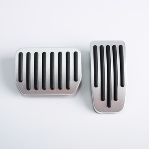 Couvre-pédales de frein et d'accélérateur en aluminium sans rebord pour <span class=keywords><strong>Tesla</strong></span> Model 3/Y Juniper Highland Performance - Product Image 6
