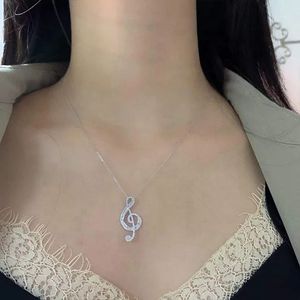 Collier fantaisie personnalisé Xinfly en or 18 carats avec pendentif clé de violon et diamant naturel 0,35 ct pour femme - Product Image 5