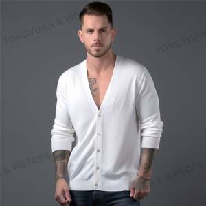 Abbigliamento personalizzato con Logo 2025 nuovo Design autunno essenziali maglione Cardigan bianco con <span class=keywords><strong>scollo</strong></span> a V in cotone - Product Image 6