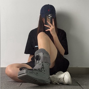 <span class=keywords><strong>Precio</strong></span> <span class=keywords><strong>de</strong></span> fábrica 2026 Bota ortopédica corta médica CAM gris, <span class=keywords><strong>férula</strong></span> <span class=keywords><strong>para</strong></span> pie <span class=keywords><strong>de</strong></span> gran venta <span class=keywords><strong>para</strong></span> soporte <span class=keywords><strong>de</strong></span> fracturas <span class=keywords><strong>de</strong></span> <span class=keywords><strong>tobillo</strong></span> - Product Image 1