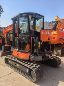 Japan Original Hyundai ZX55USR Used Mini Excavator 6000kg Crawler-type Excellent Condition Motor Hyundai Engine Lower Price Spot - Product Image 4