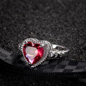Anello in Rame con Zircone <span class=keywords><strong>Rosso</strong></span> <span class=keywords><strong>Vino</strong></span> a Forma di Cuore, Regalo di Alta Qualità per San Valentino - Product Image 1